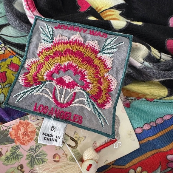 NWT $115 Johnny Was Lookout Favorite Short Sleeve Crewneck Swing Tee Size 1X - Picture 7 of 9